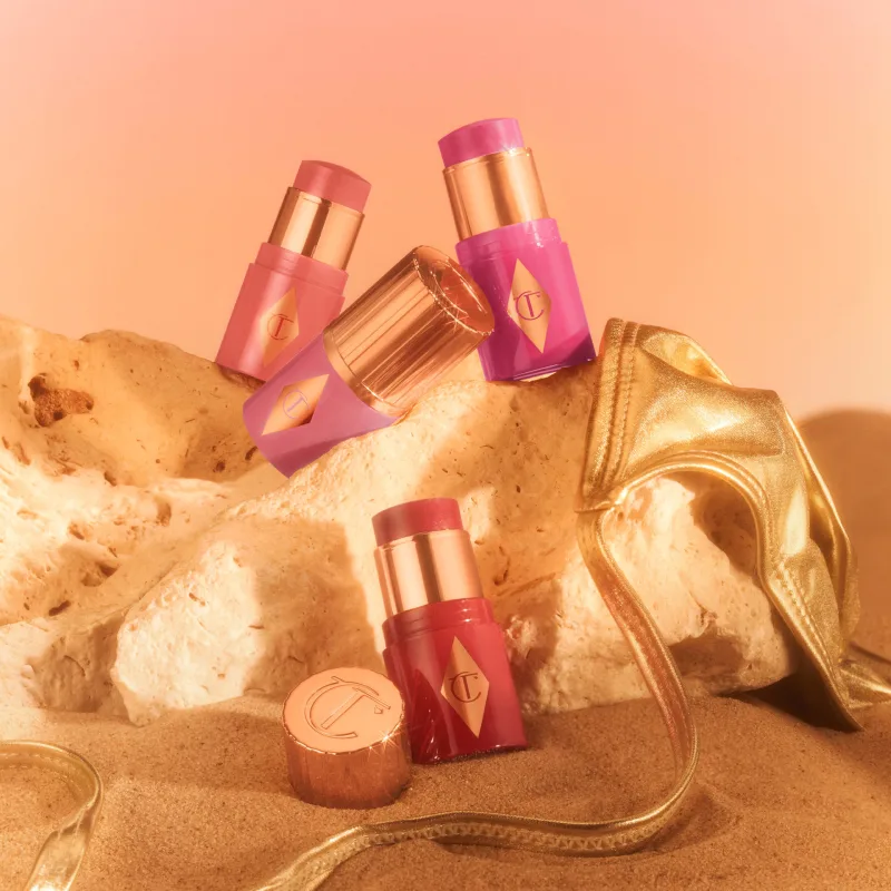 VittoriaX influencer colour campaign
